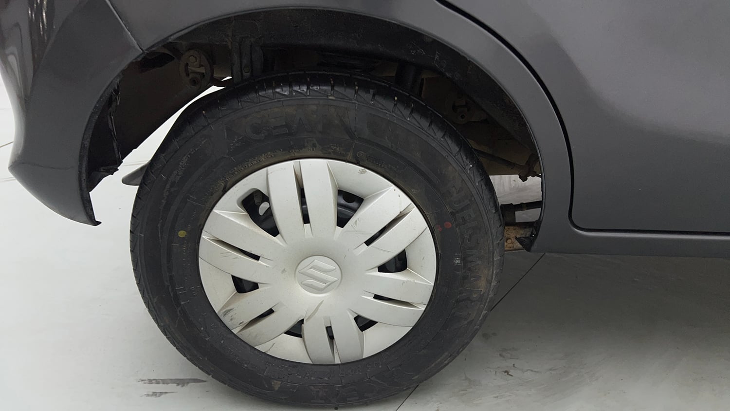 Used 2021 Maruti Suzuki Alto 800 LXi (O) Petrol Manual tyres RIGHT REAR TYRE RIM VIEW