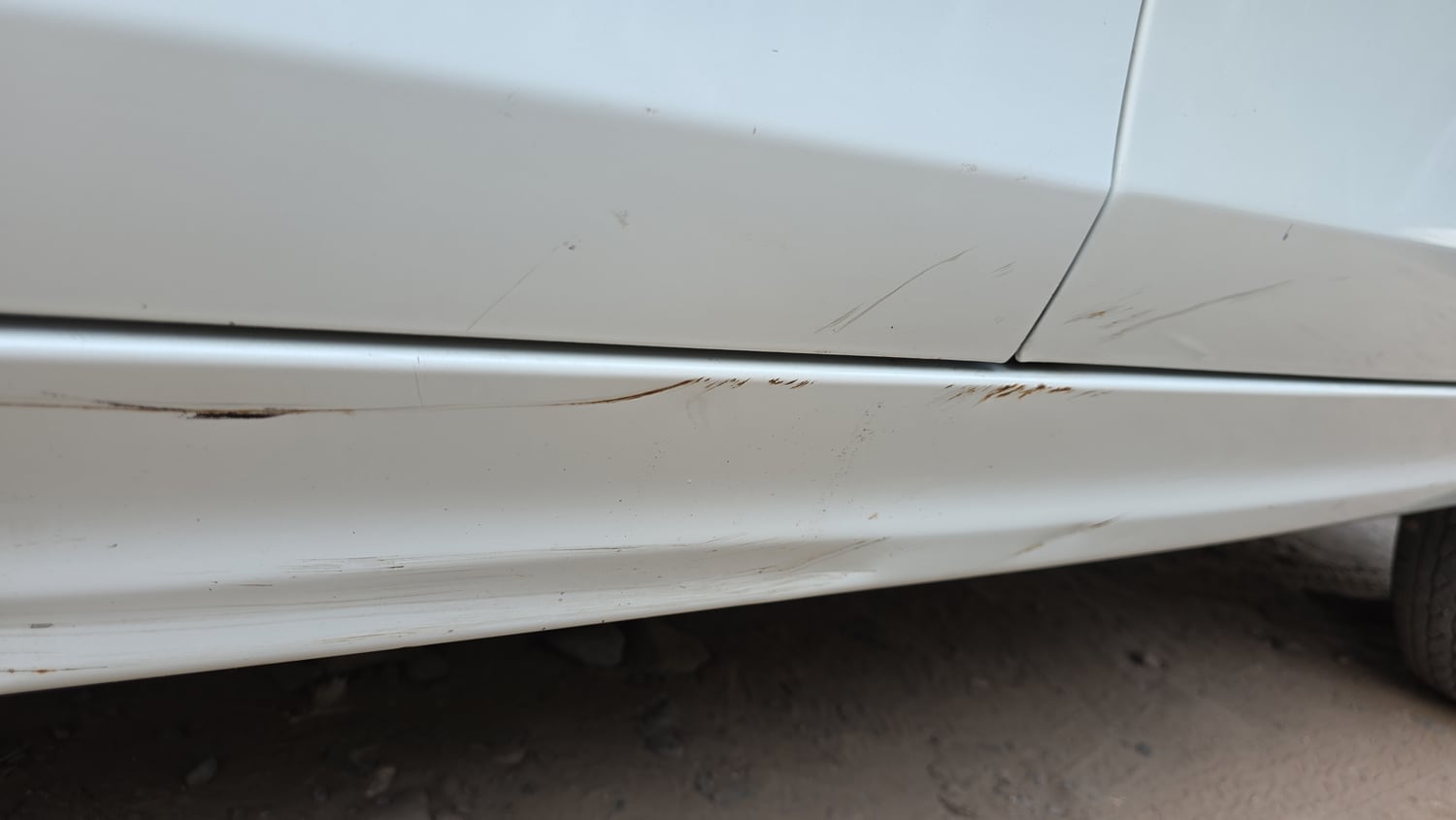 Used 2020 Tata Tiago XE Petrol Manual dents MINOR SCRATCH