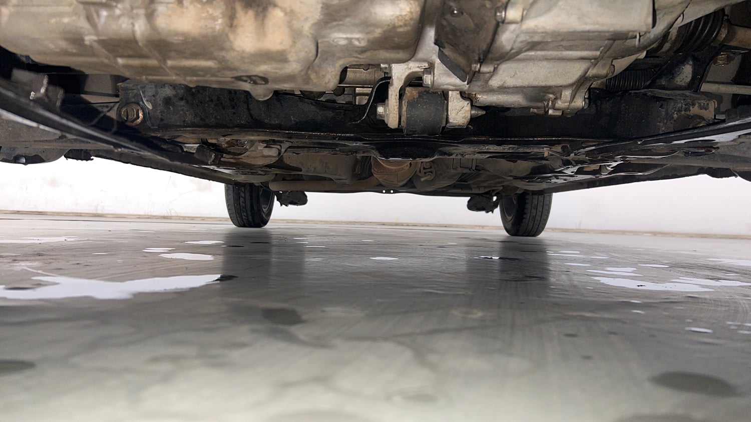 Used 2016 Honda Brio S MT Petrol Manual extra FRONT LEFT UNDERBODY VIEW