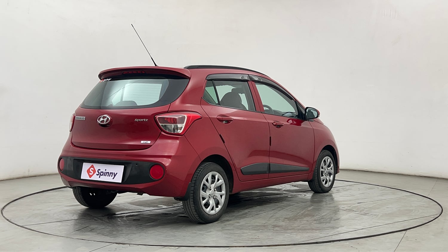 Used 2020 Hyundai Grand i10 Sportz 1.2 Kappa VTVT Petrol Manual exterior RIGHT REAR CORNER VIEW