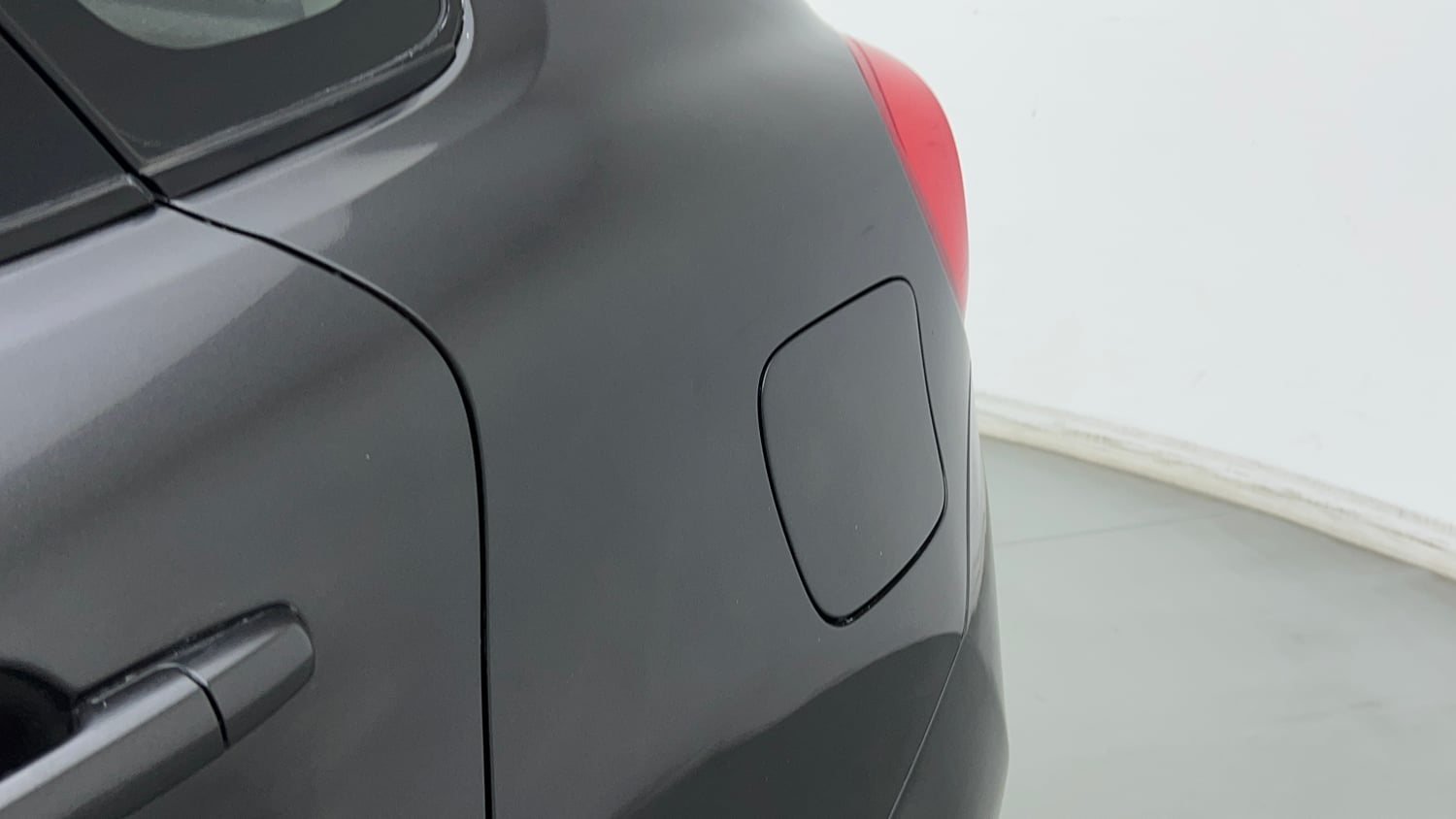 Used 2017 Maruti Suzuki Baleno Delta 1.2 Petrol Manual dents MINOR SCRATCH