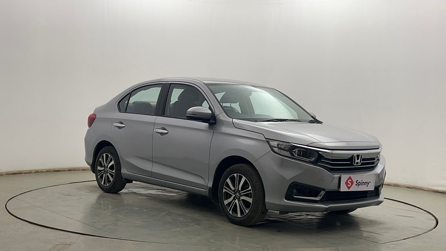 Used 2022 Honda Amaze VX MT 1.2 Petrol Petrol Manual exterior RIGHT FRONT CORNER VIEW
