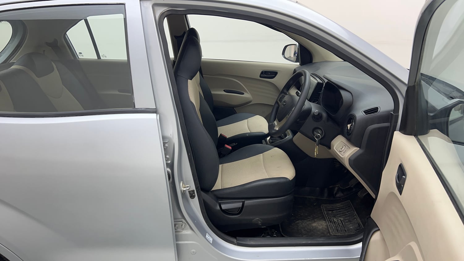 Used 2021 Hyundai Santro Sportz Petrol Manual interior RIGHT SIDE FRONT DOOR CABIN VIEW