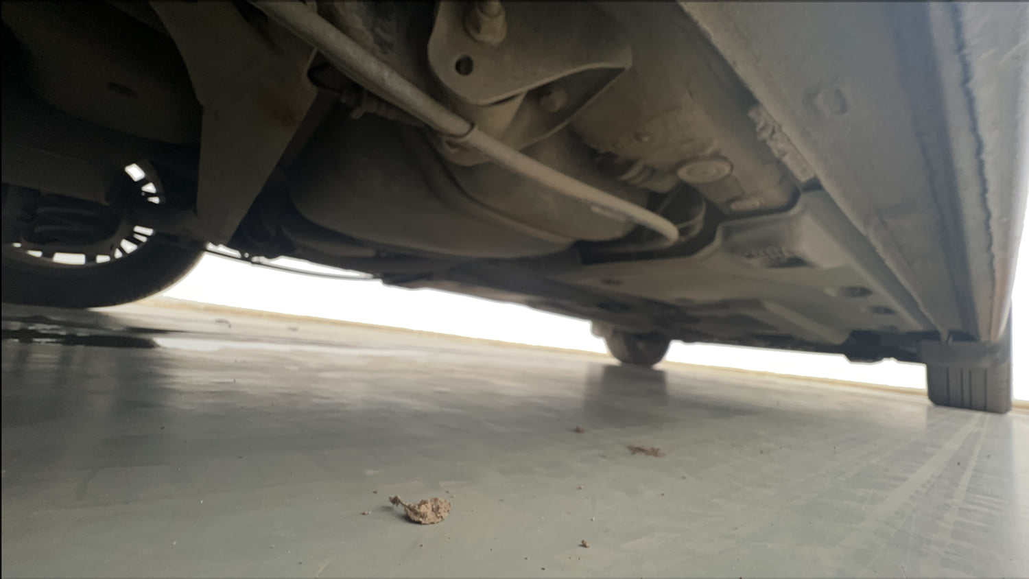 Used 2019 Volkswagen Vento Highline 1.6 (P) Petrol Manual extra REAR RIGHT UNDERBODY VIEW