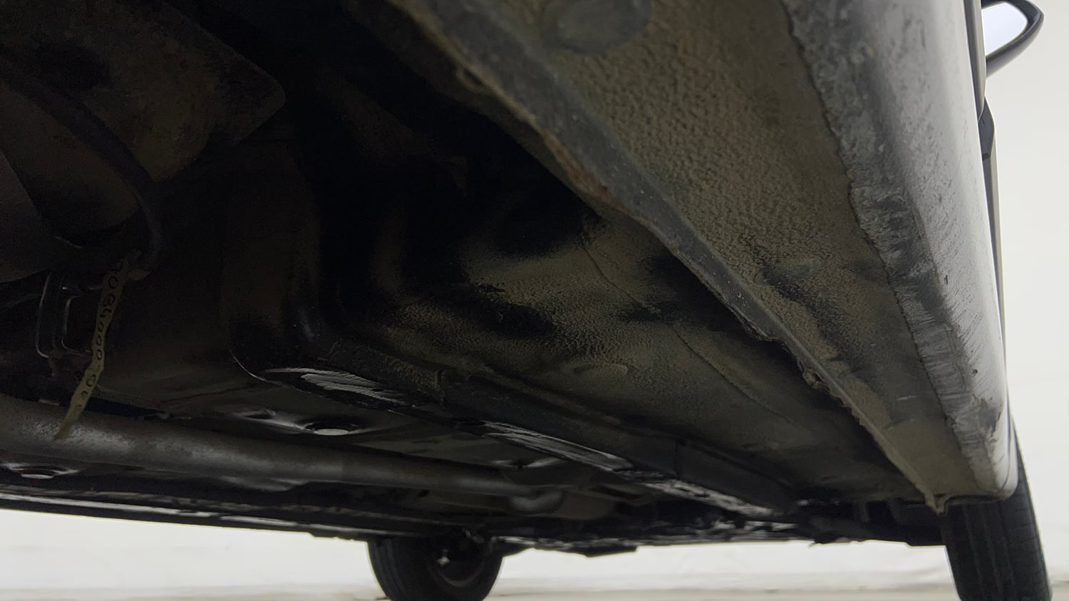 Used 2018 Hyundai Grand i10 Magna 1.2 Kappa VTVT Petrol Manual extra REAR RIGHT UNDERBODY VIEW