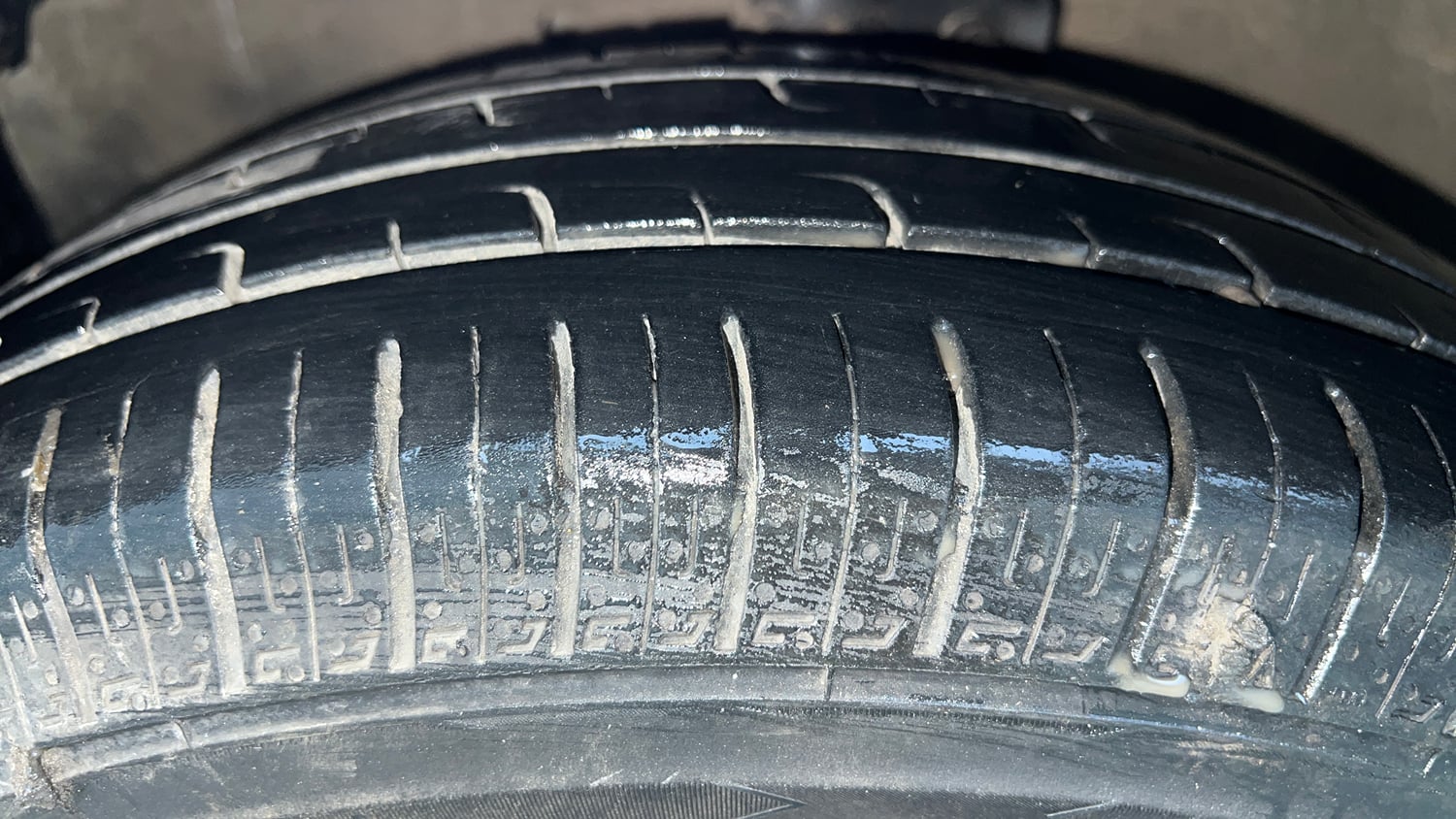 Used 2018 Maruti Suzuki Celerio VXi CNG Cng Manual tyres LEFT FRONT TYRE TREAD VIEW
