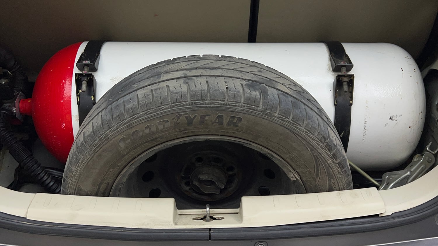 Used 2018 Maruti Suzuki Celerio VXi CNG Cng Manual tyres SPARE TYRE VIEW