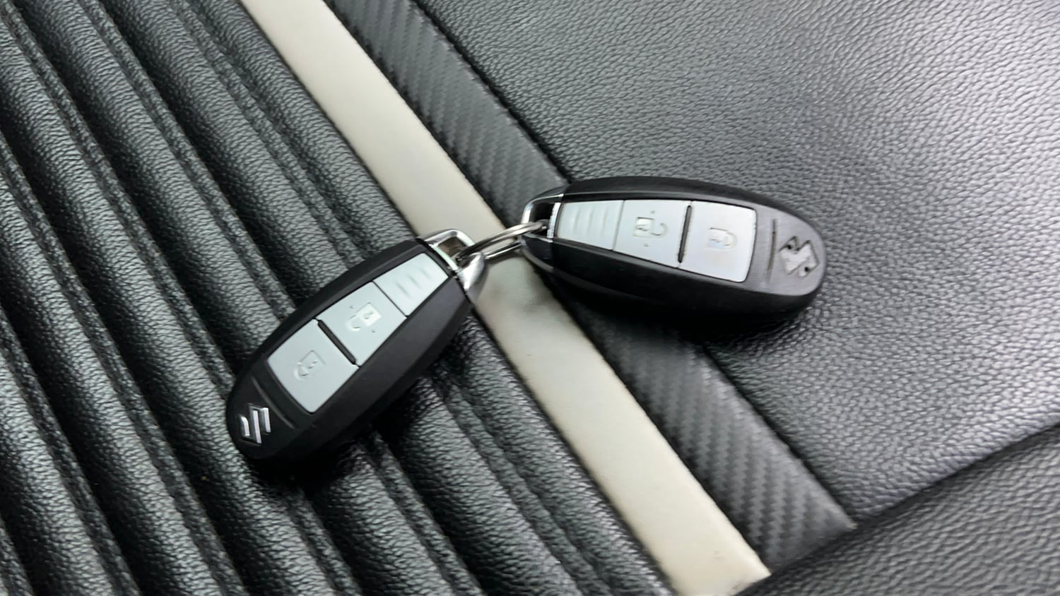 Used 2017 Maruti Suzuki Baleno Alpha 1.2 Petrol Manual extra CAR KEY VIEW
