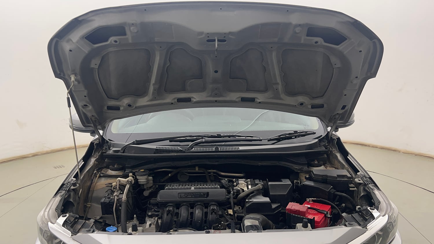 Used 2022 Honda Amaze VX MT 1.2 Petrol Petrol Manual engine ENGINE & BONNET OPEN FRONT VIEW