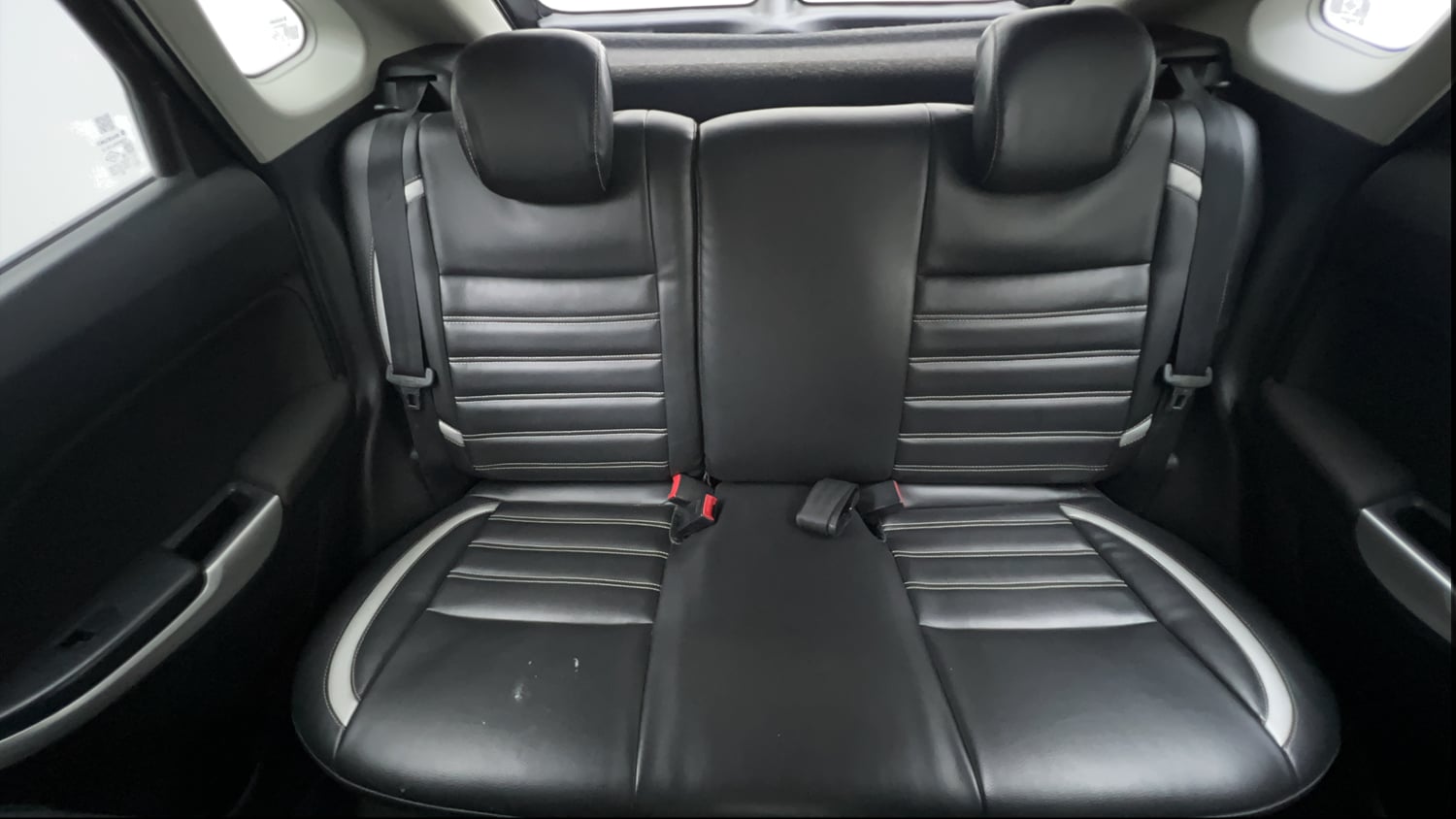 Used 2017 Maruti Suzuki Baleno Delta 1.2 Petrol Manual interior REAR SEAT CONDITION VIEW
