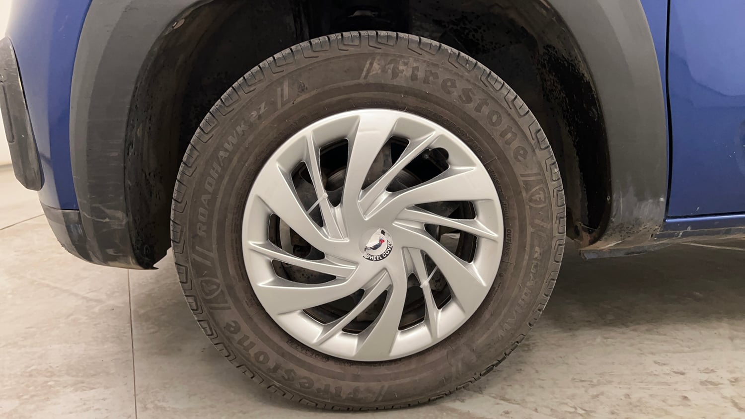 Used 2018 Renault Kwid CLIMBER 1.0 Petrol Manual tyres LEFT FRONT TYRE RIM VIEW