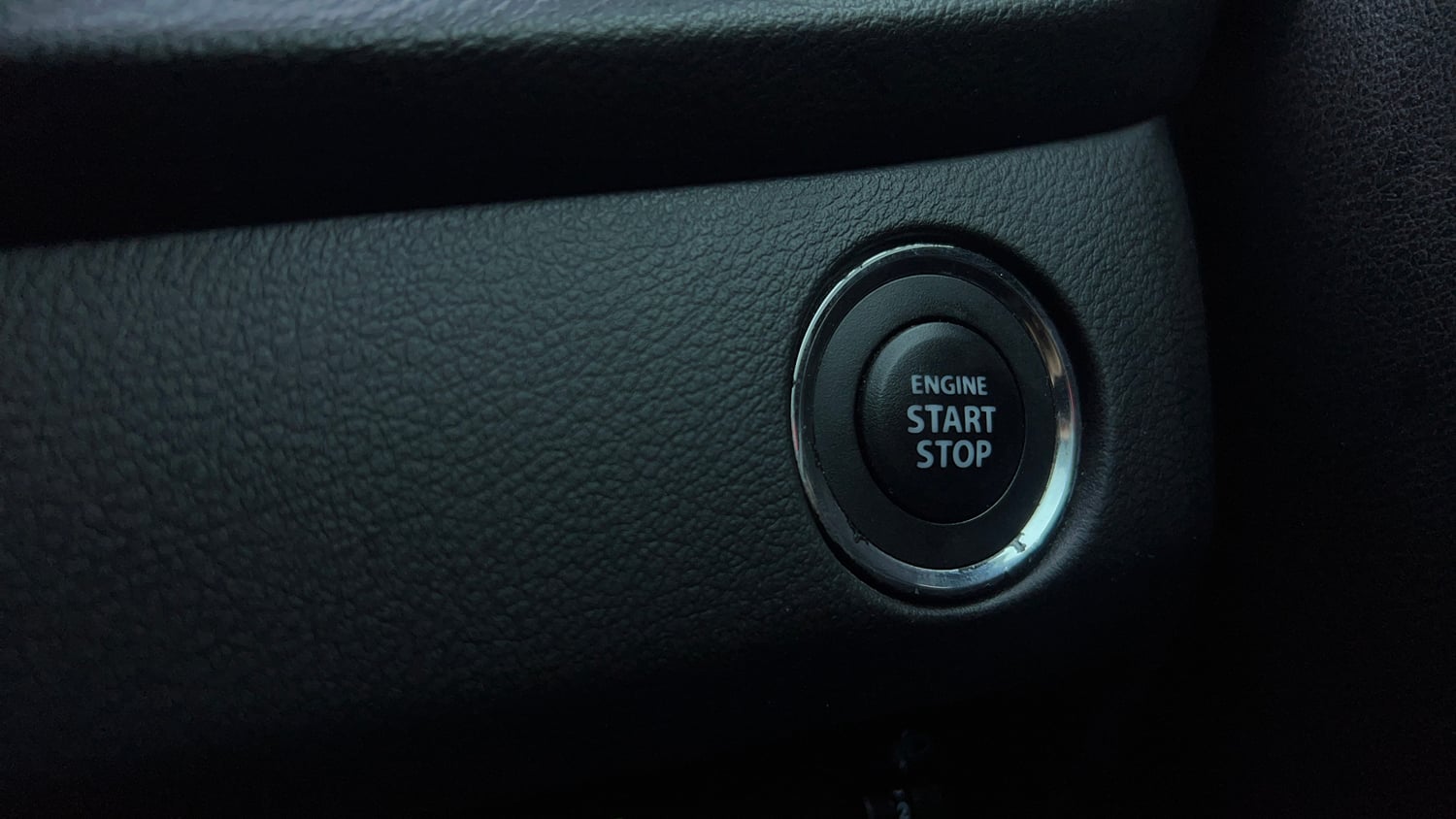 Used 2018 Maruti Suzuki Baleno Alpha 1.2 Petrol Manual top_features Keyless start