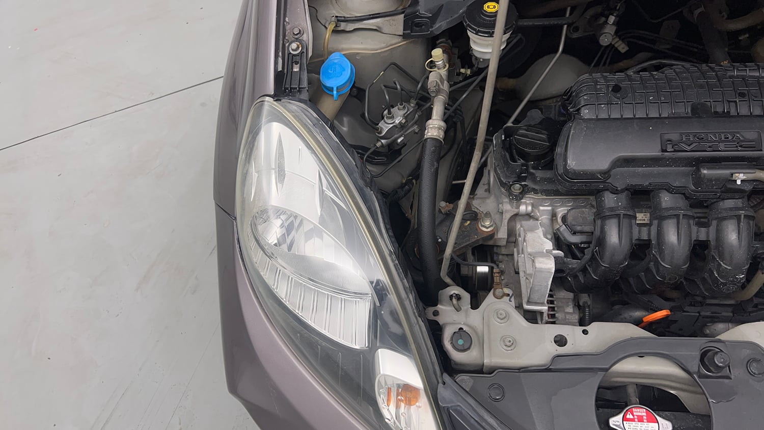 Used 2016 Honda Brio S MT Petrol Manual engine ENGINE RIGHT SIDE VIEW