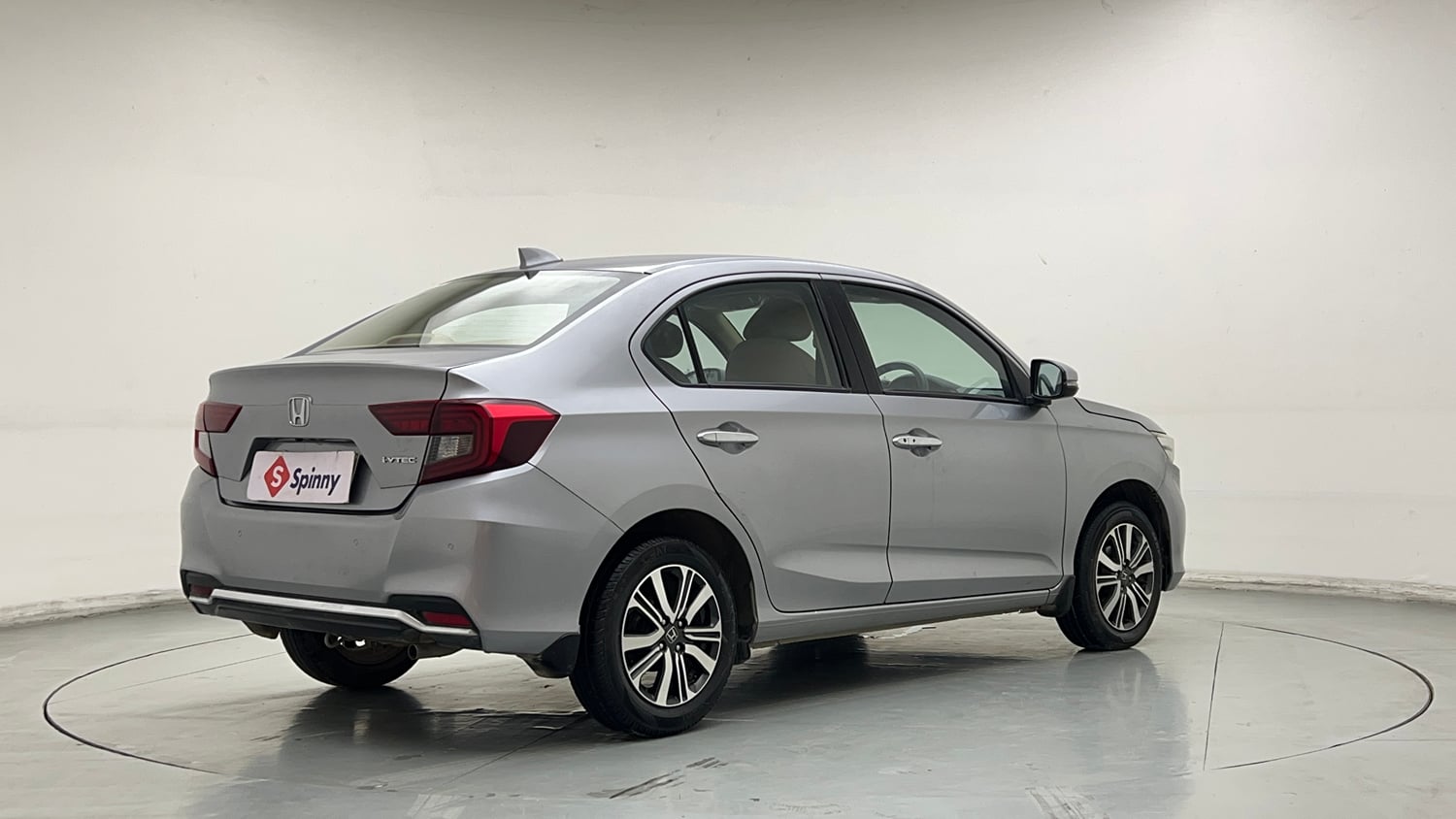Used 2023 Honda Amaze VX 1.2 Petrol CVT Petrol Automatic exterior RIGHT REAR CORNER VIEW