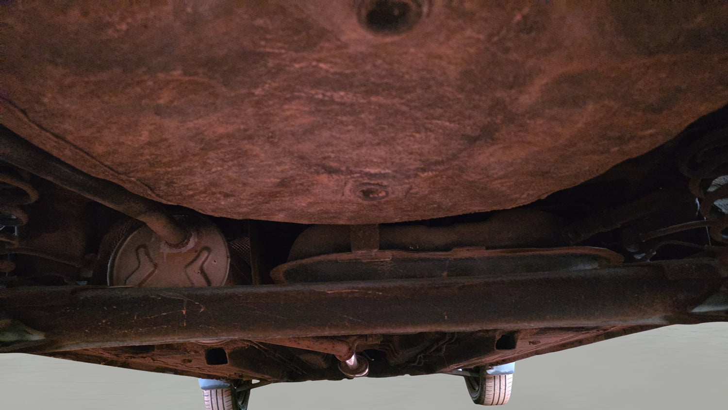 Used 2022 Renault Kwid CLIMBER Petrol Manual extra REAR UNDERBODY VIEW (TAKEN FROM REAR)
