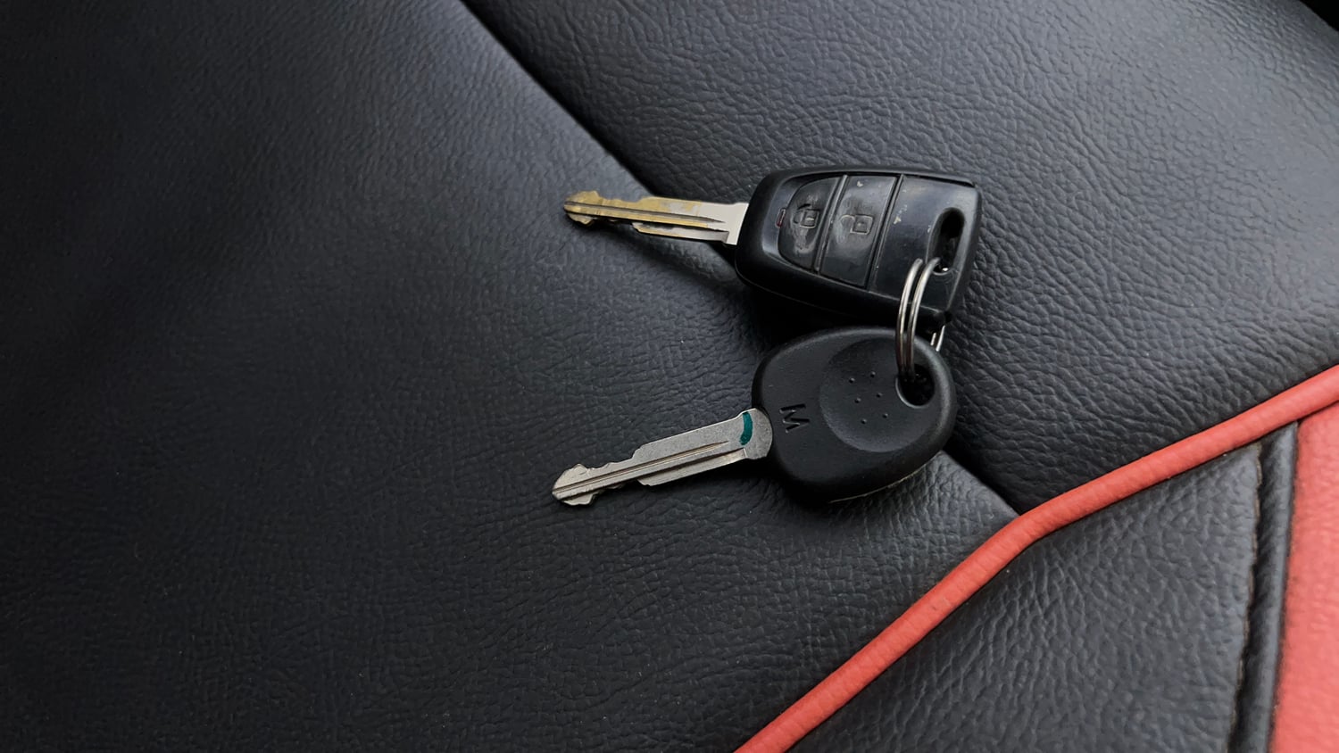 Used 2019 Hyundai Santro Sportz Petrol Manual extra CAR KEY VIEW