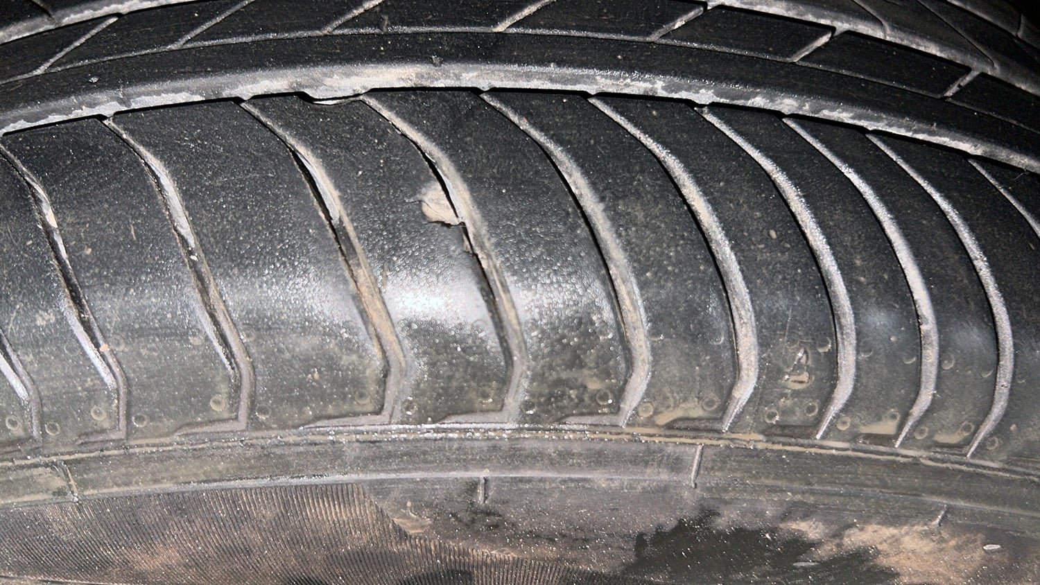 Used 2025 Tata Nexon Creative 1.2 Petrol 6AMT Petrol Automatic tyres LEFT FRONT TYRE TREAD VIEW
