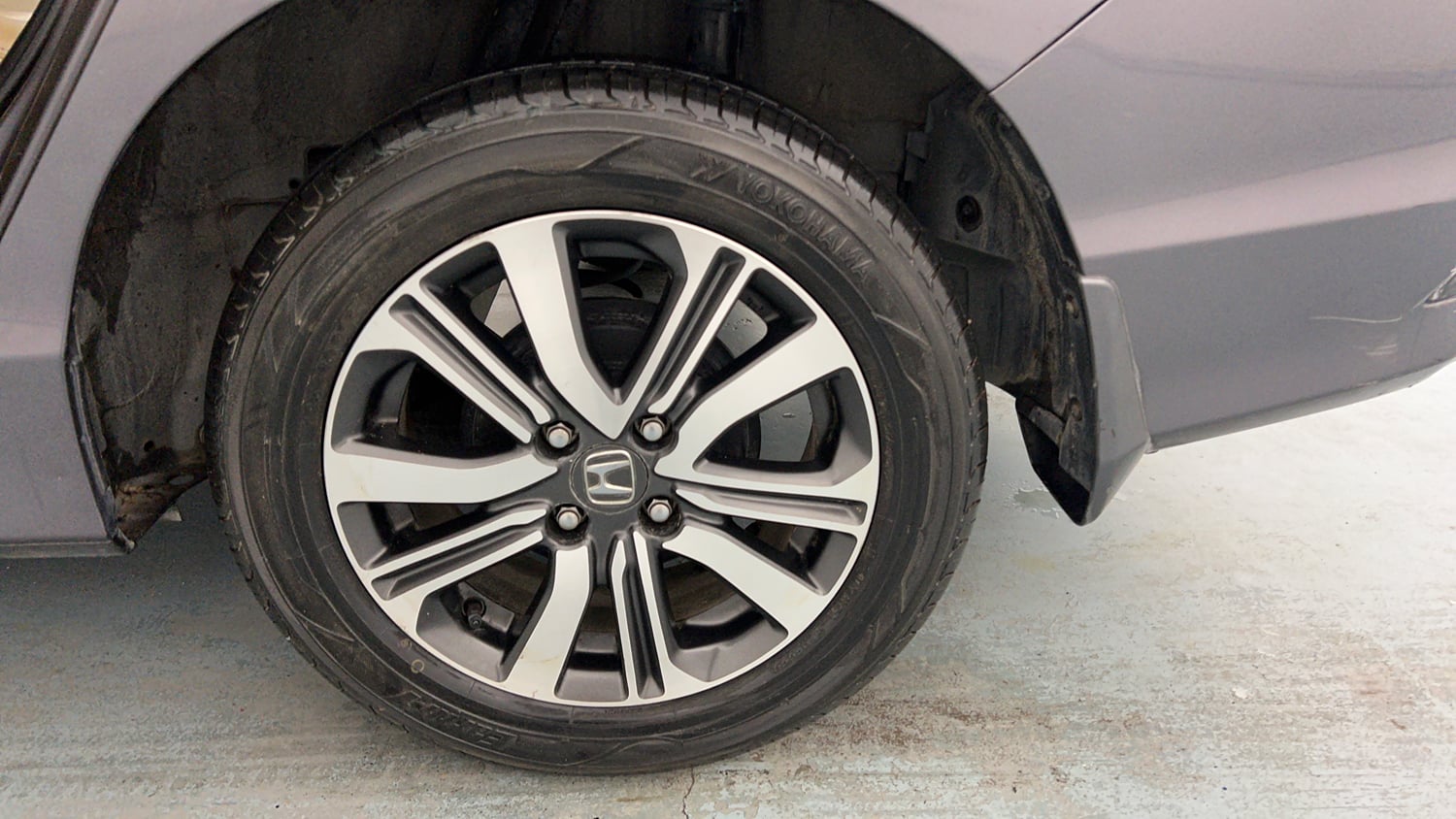 Used 2018 Honda City V Petrol Petrol Manual tyres LEFT REAR TYRE RIM VIEW