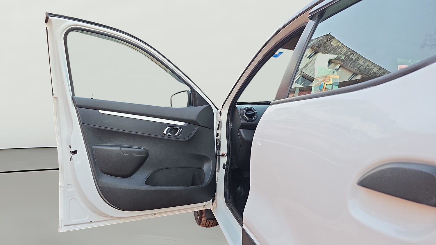 Used 2022 Renault Kwid CLIMBER Petrol Manual interior LEFT FRONT DOOR OPEN VIEW