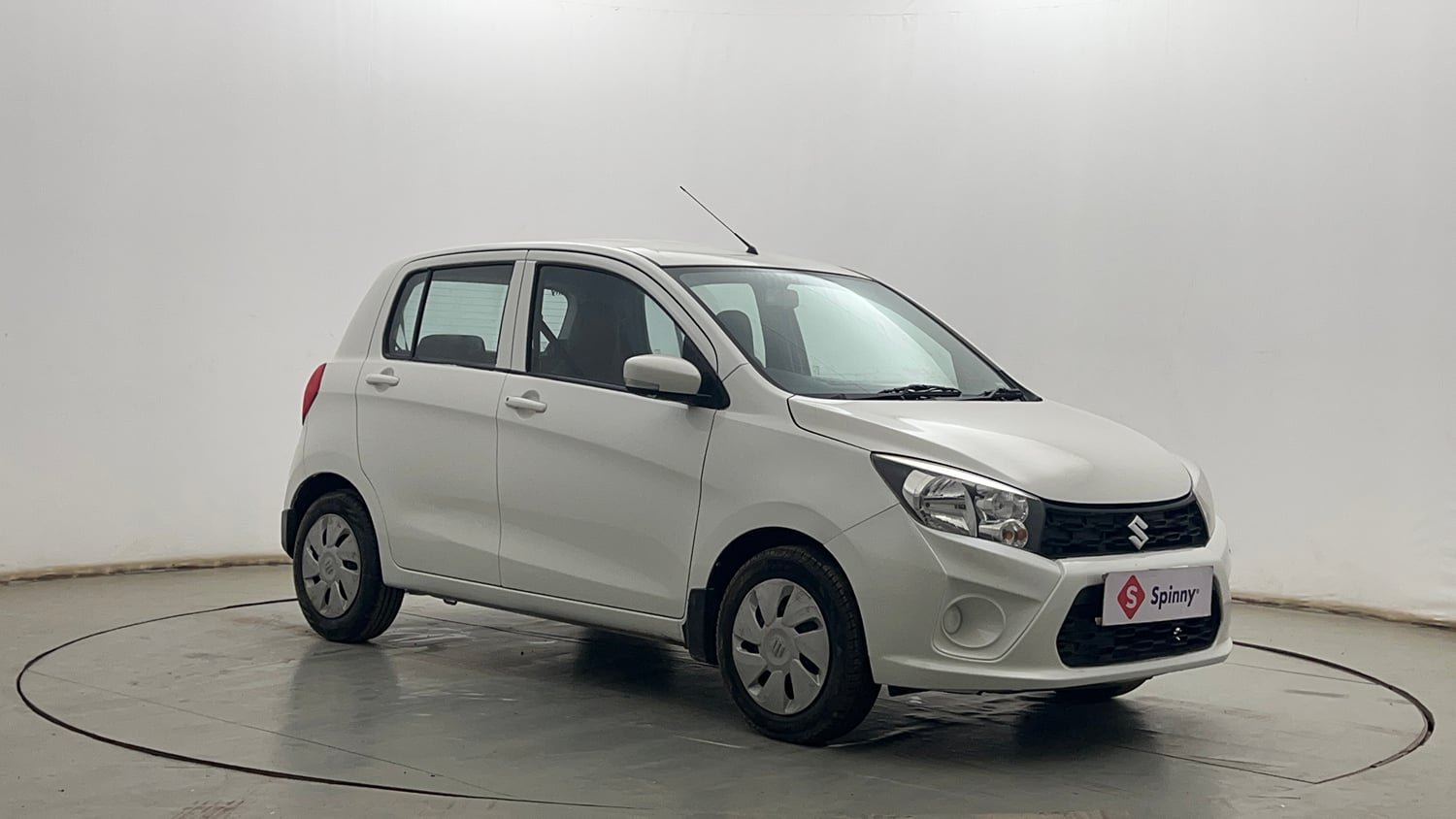 Used 2019 Maruti Suzuki Celerio ZXi Petrol Manual exterior RIGHT FRONT CORNER VIEW