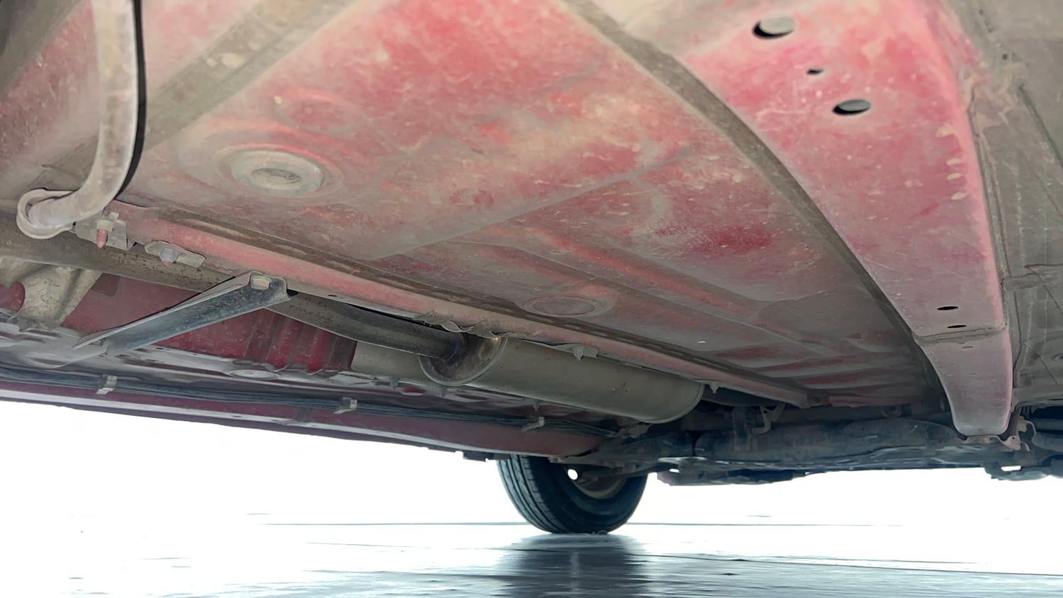 Used 2020 Maruti Suzuki Swift LXi Petrol Manual extra REAR RIGHT UNDERBODY VIEW