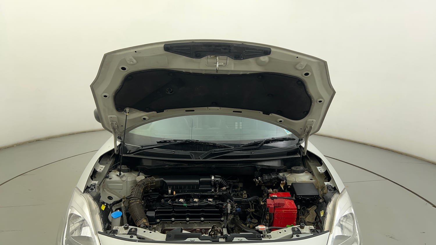 Used 2018 Maruti Suzuki Swift LXi Petrol Manual engine ENGINE & BONNET OPEN FRONT VIEW