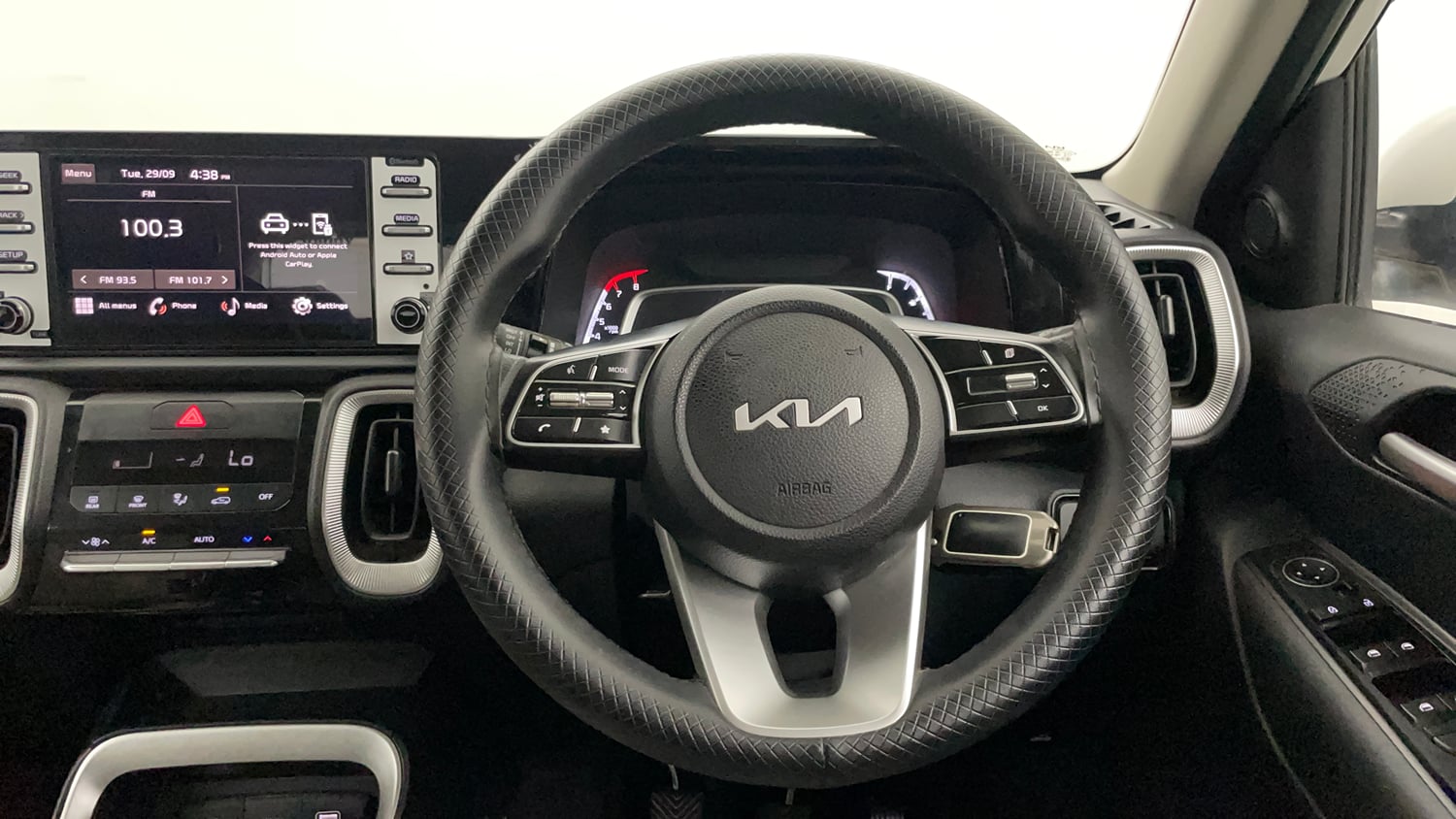 Used 2024 Kia Sonet HTK (O) 1.2 Petrol MT Petrol Manual interior STEERING VIEW