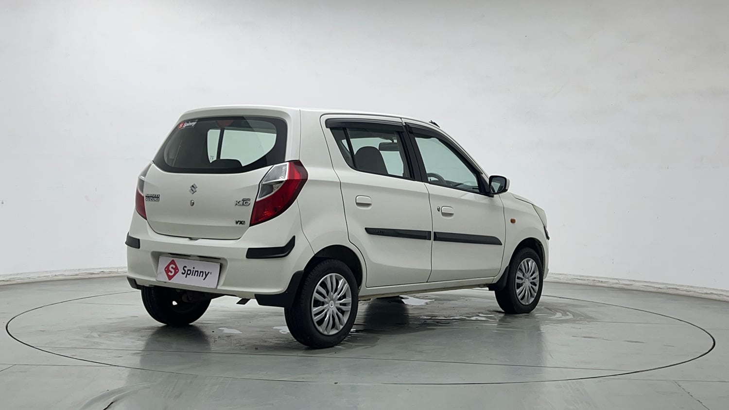 Used 2016 Maruti Suzuki Alto K10 VXi (O) Petrol Manual exterior RIGHT REAR CORNER VIEW