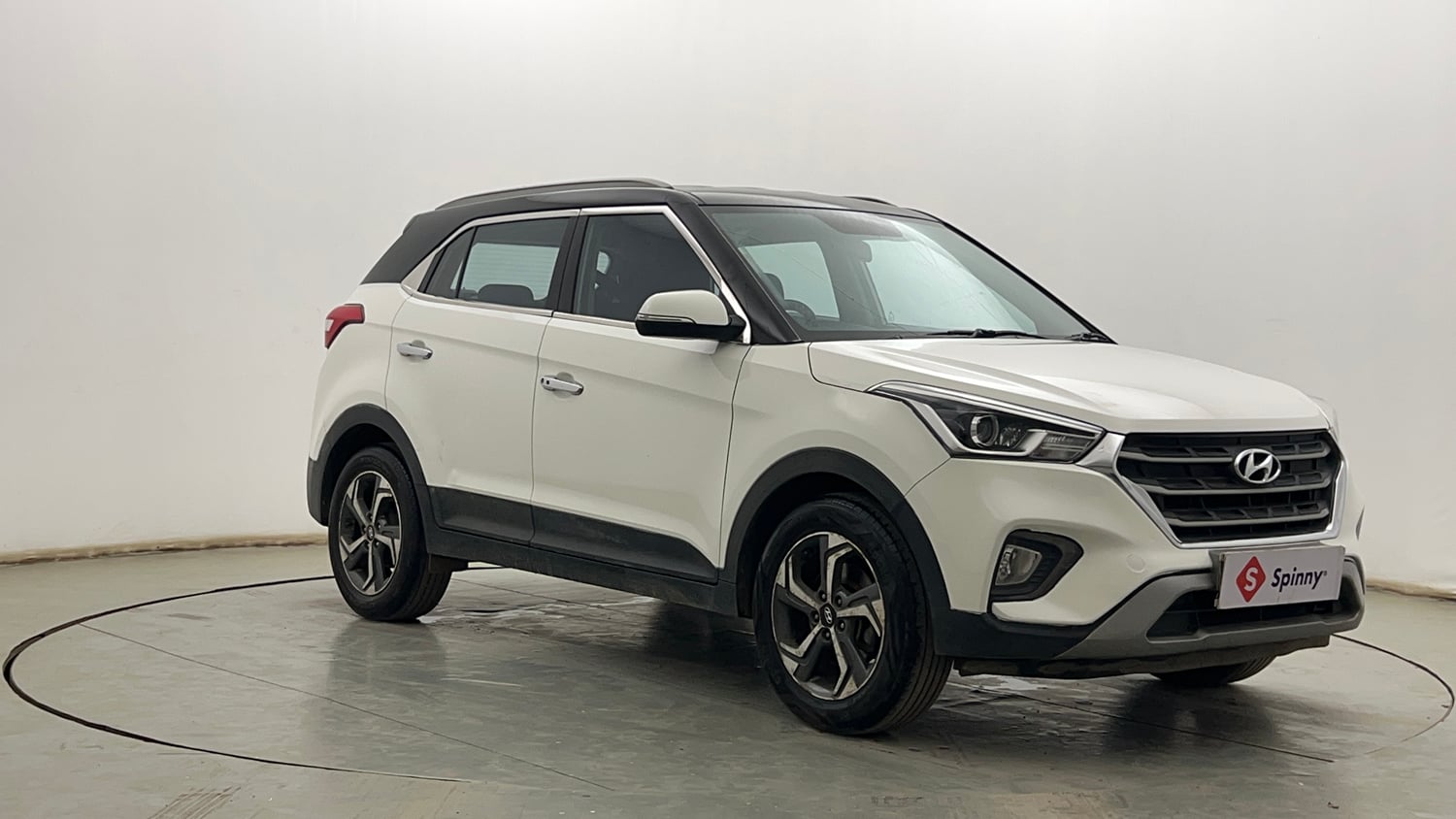 Used 2019 Hyundai Creta SX 1.6 Dual Tone Petrol Petrol Manual exterior RIGHT FRONT CORNER VIEW
