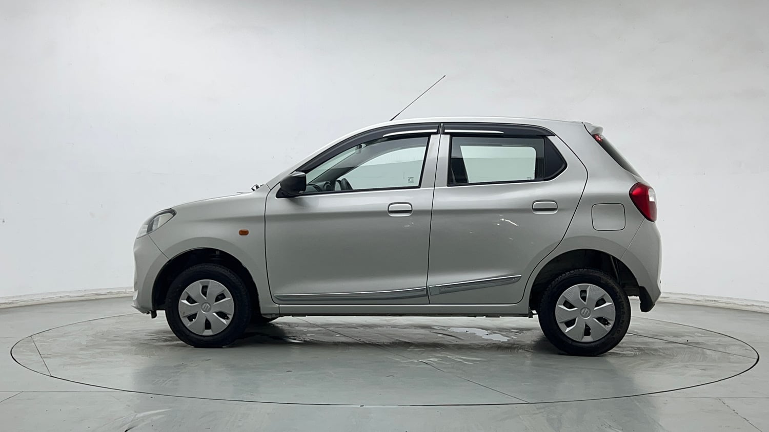 Used 2025 Maruti Suzuki Alto K10 VXi Plus (O) Petrol Manual exterior LEFT SIDE VIEW
