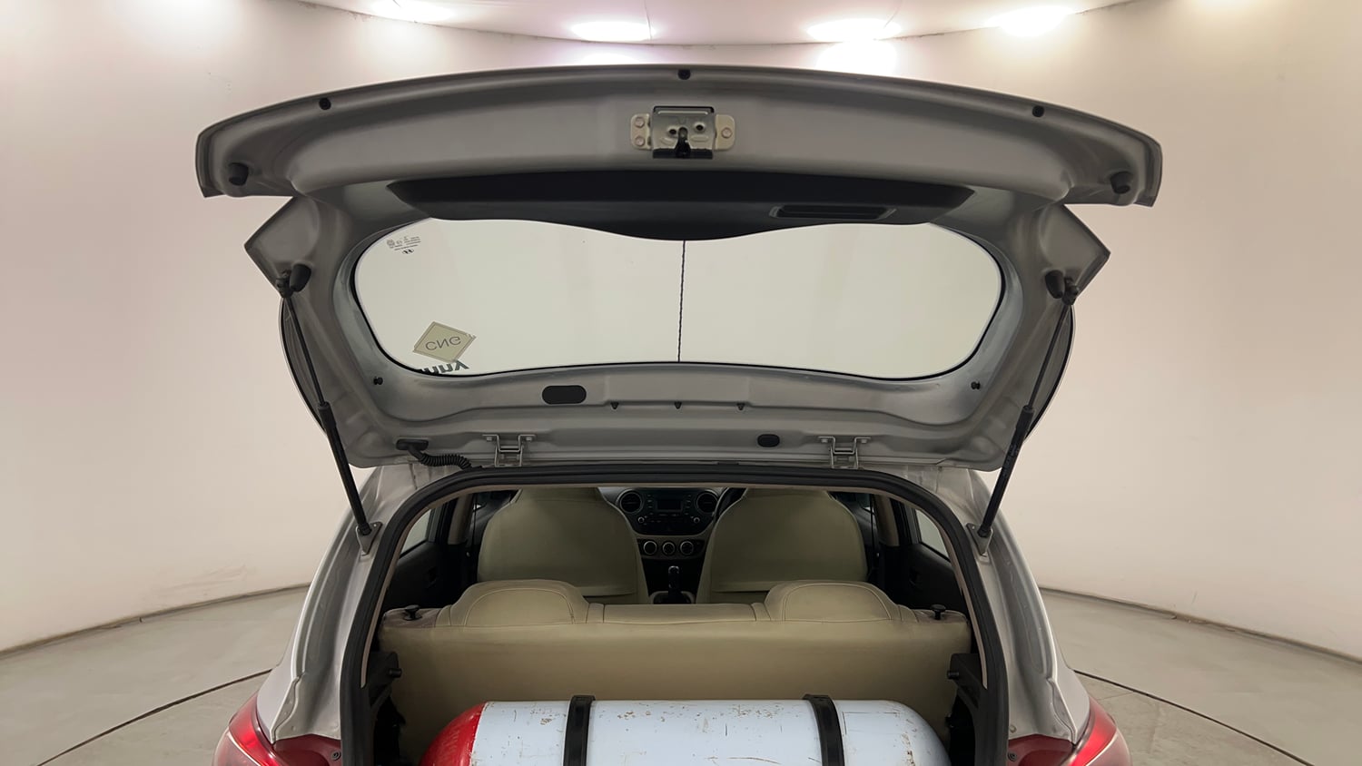 Used 2019 Hyundai Grand i10 Magna 1.2 Kappa VTVT CNG Cng Manual interior DICKY DOOR OPEN VIEW
