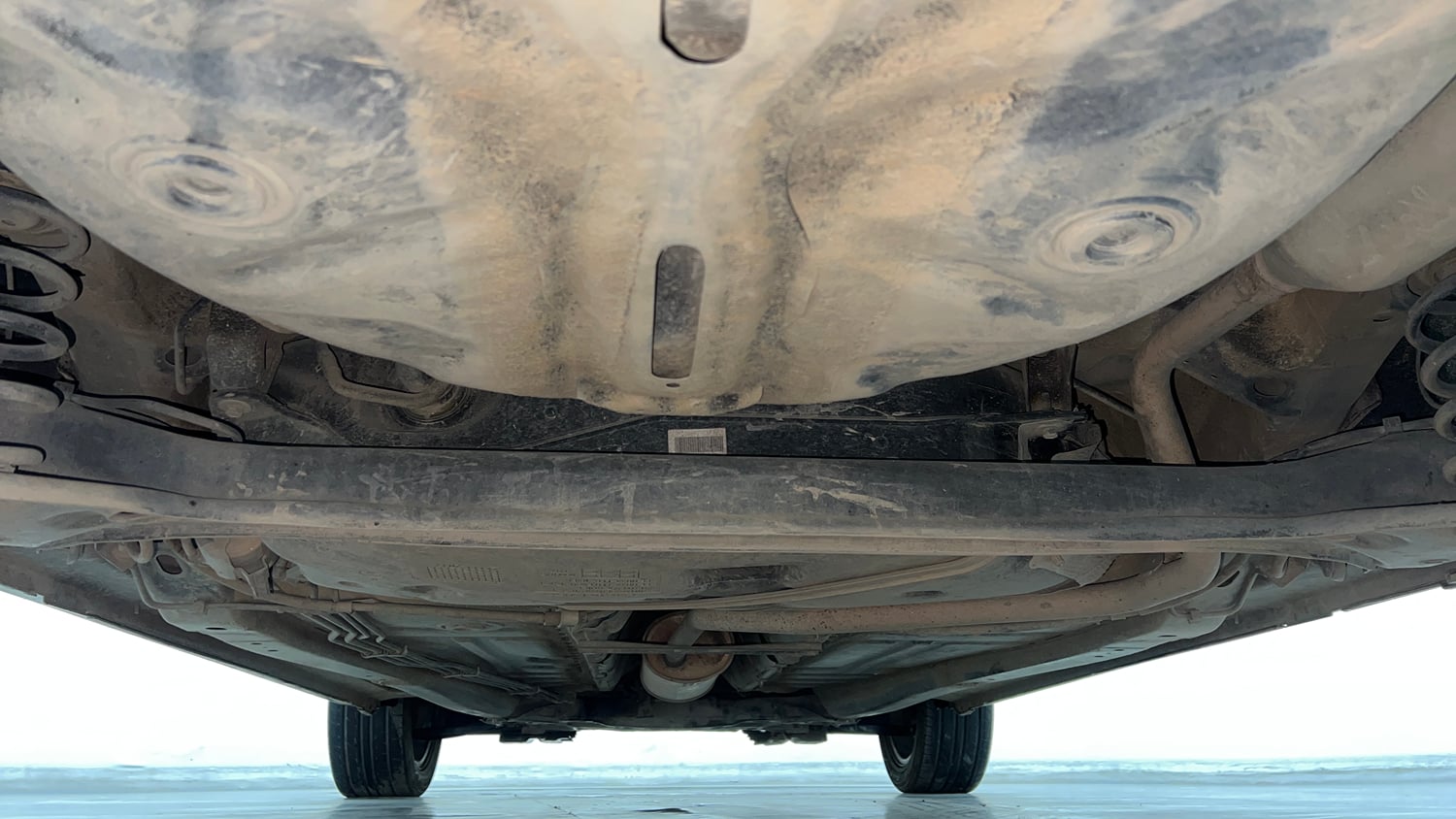Used 2017 Maruti Suzuki Baleno Alpha 1.2 Petrol Manual extra REAR UNDERBODY VIEW (TAKEN FROM REAR)
