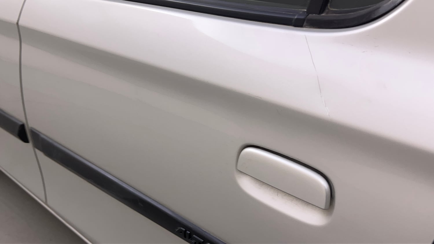Used 2023 Maruti Suzuki Alto 800 VXi Petrol Manual dents MINOR DENT