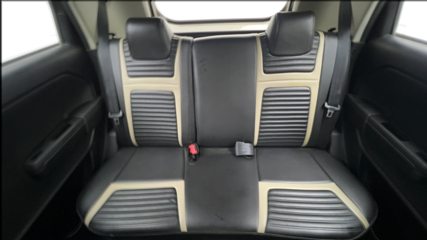 Used 2024 Maruti Suzuki Wagon R VXI 1.0 Petrol Manual interior REAR SEAT CONDITION VIEW