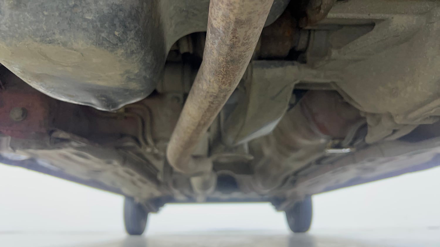 Used 2013 Maruti Suzuki Alto 800 Lx Petrol Manual extra FRONT LEFT UNDERBODY VIEW