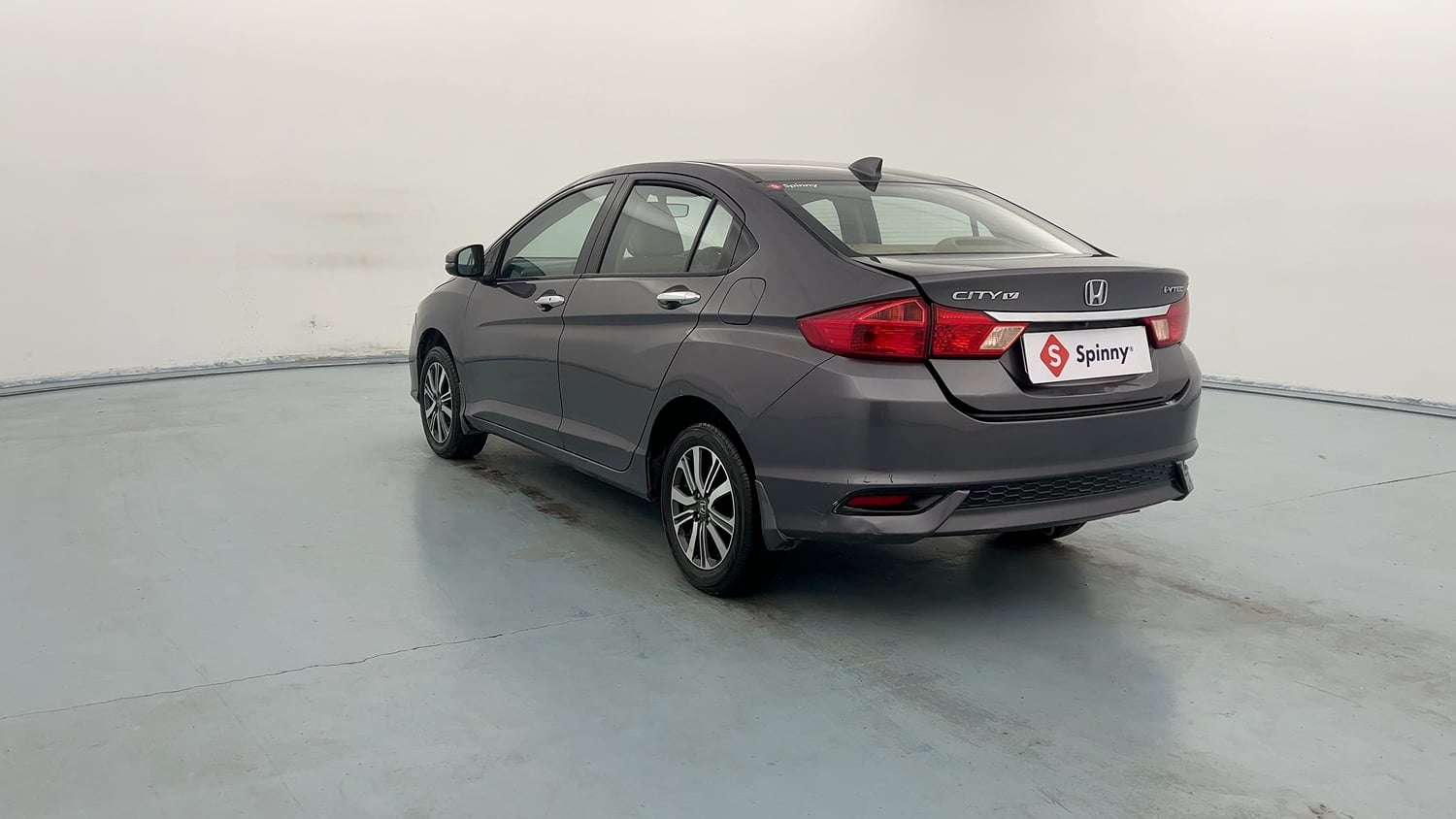 Used 2018 Honda City V Petrol Petrol Manual exterior LEFT REAR CORNER VIEW
