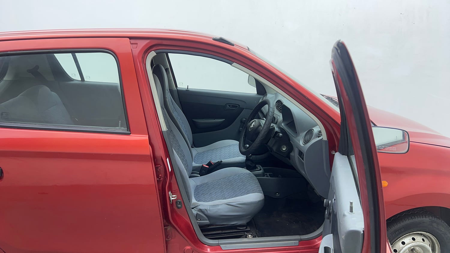 Used 2013 Maruti Suzuki Alto 800 Lx Petrol Manual interior RIGHT SIDE FRONT DOOR CABIN VIEW
