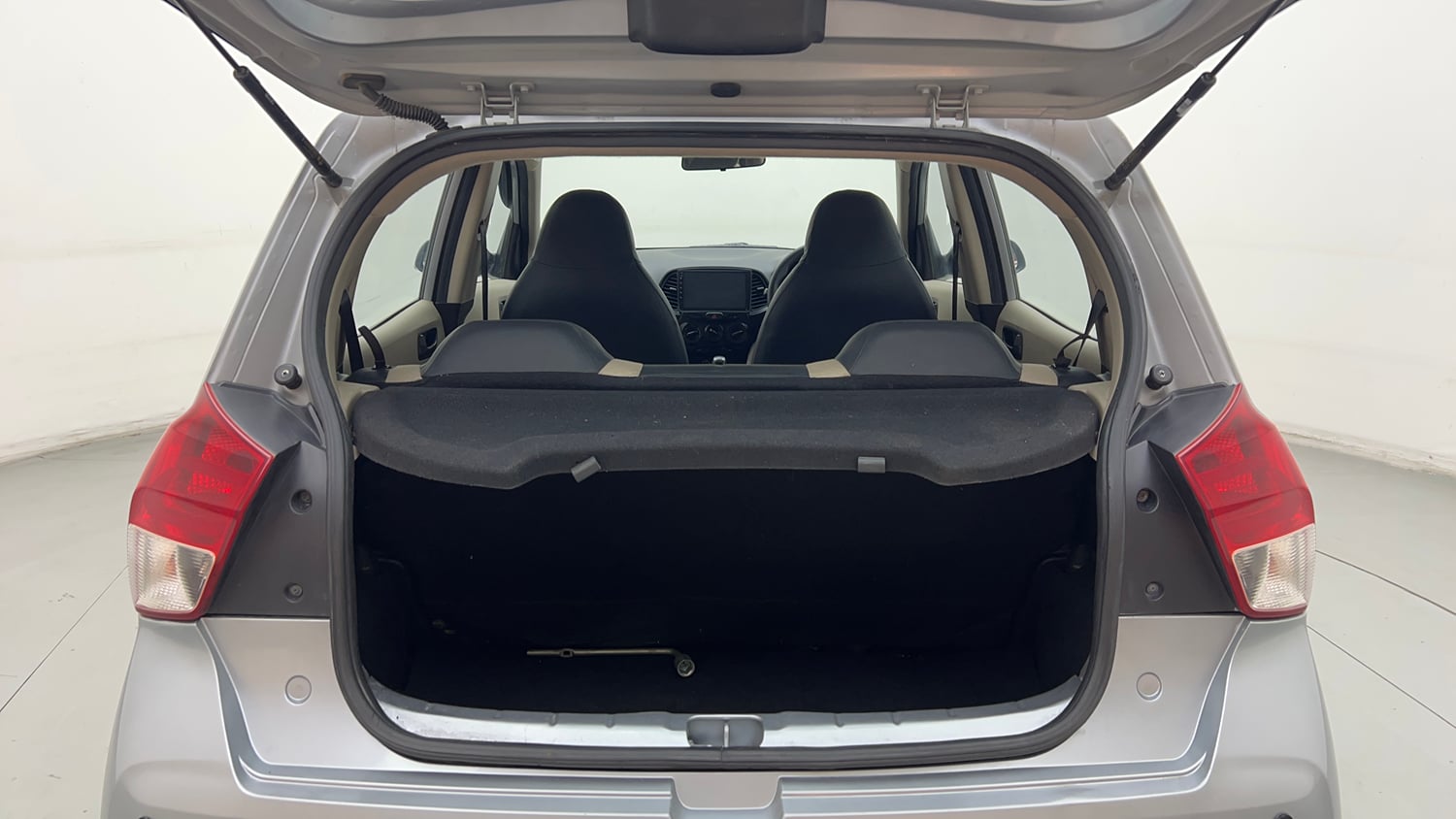 Used 2021 Hyundai Santro Sportz Petrol Manual interior DICKY INSIDE VIEW