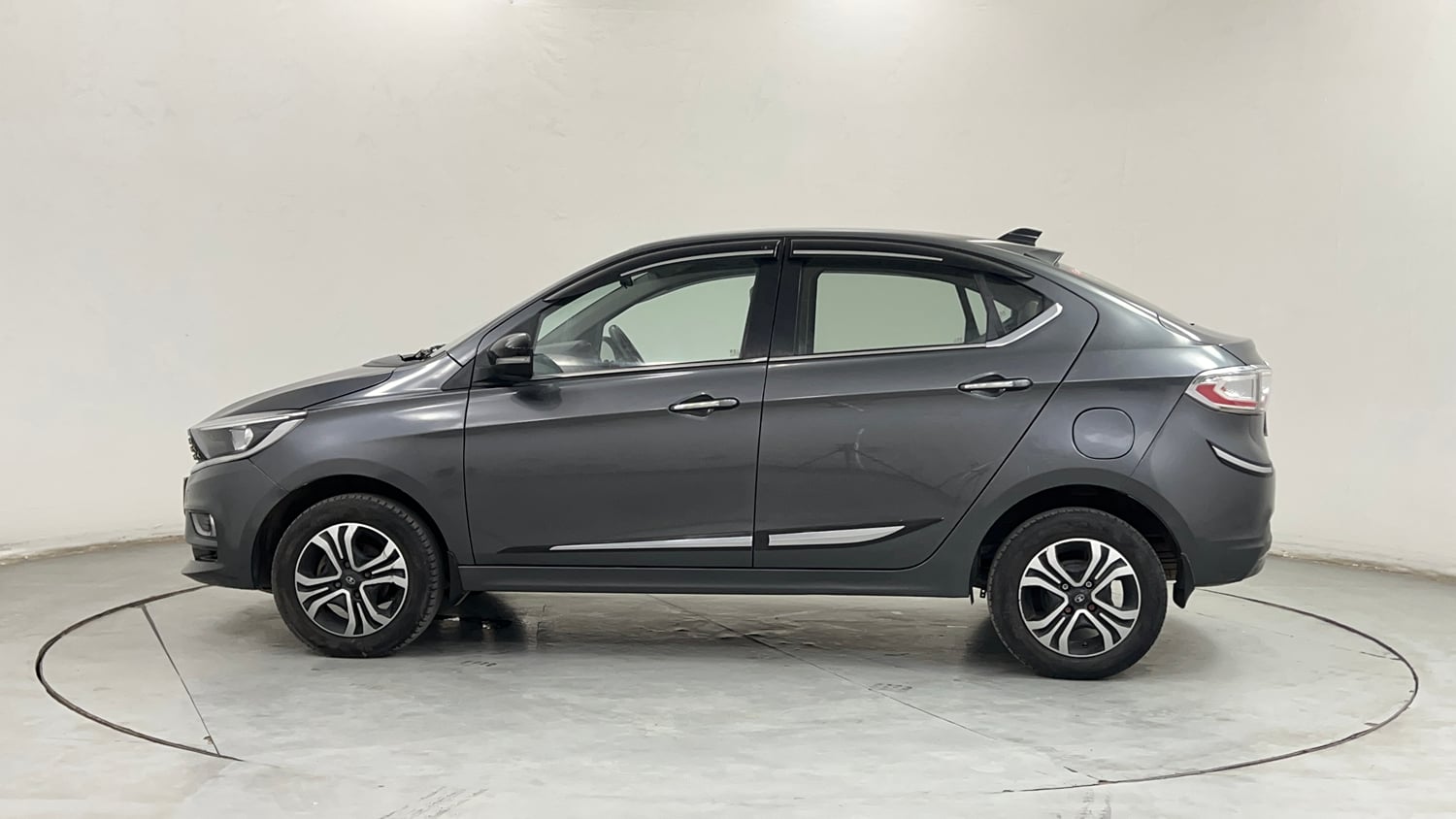 Used 2024 Tata Tigor XZA Plus iCNG Cng Automatic exterior LEFT SIDE VIEW