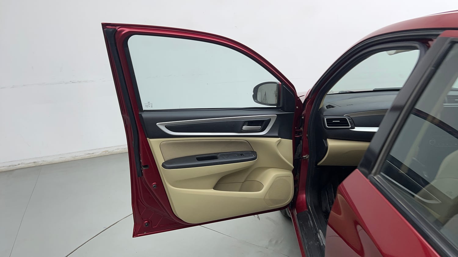 Used 2022 Honda Amaze VX MT 1.2 Petrol Petrol Manual interior LEFT FRONT DOOR OPEN VIEW