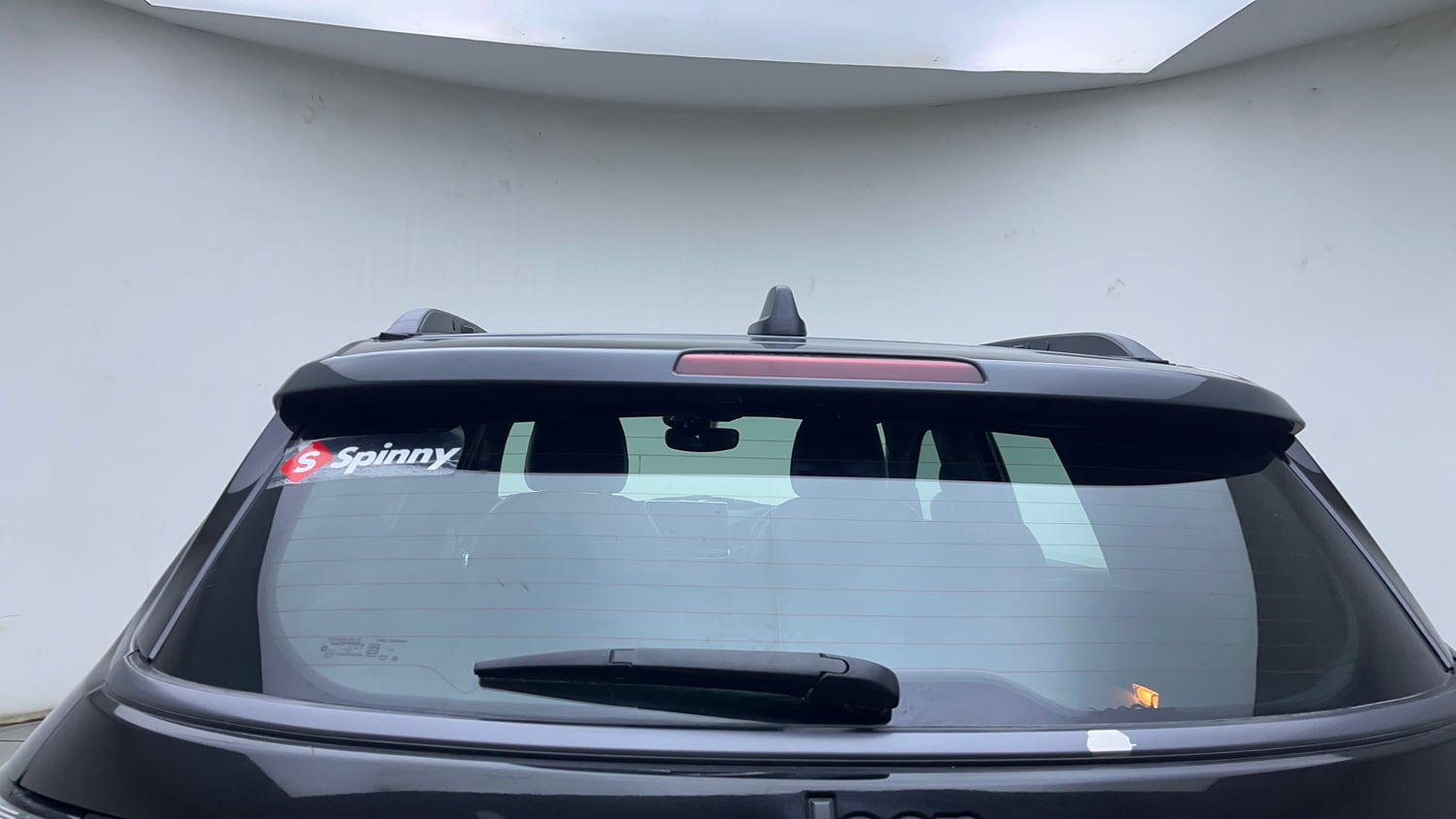 Used 2022 Jeep Compass Model S (O) 1.4 Petrol DCT Petrol Automatic exterior BACK WINDSHIELD VIEW