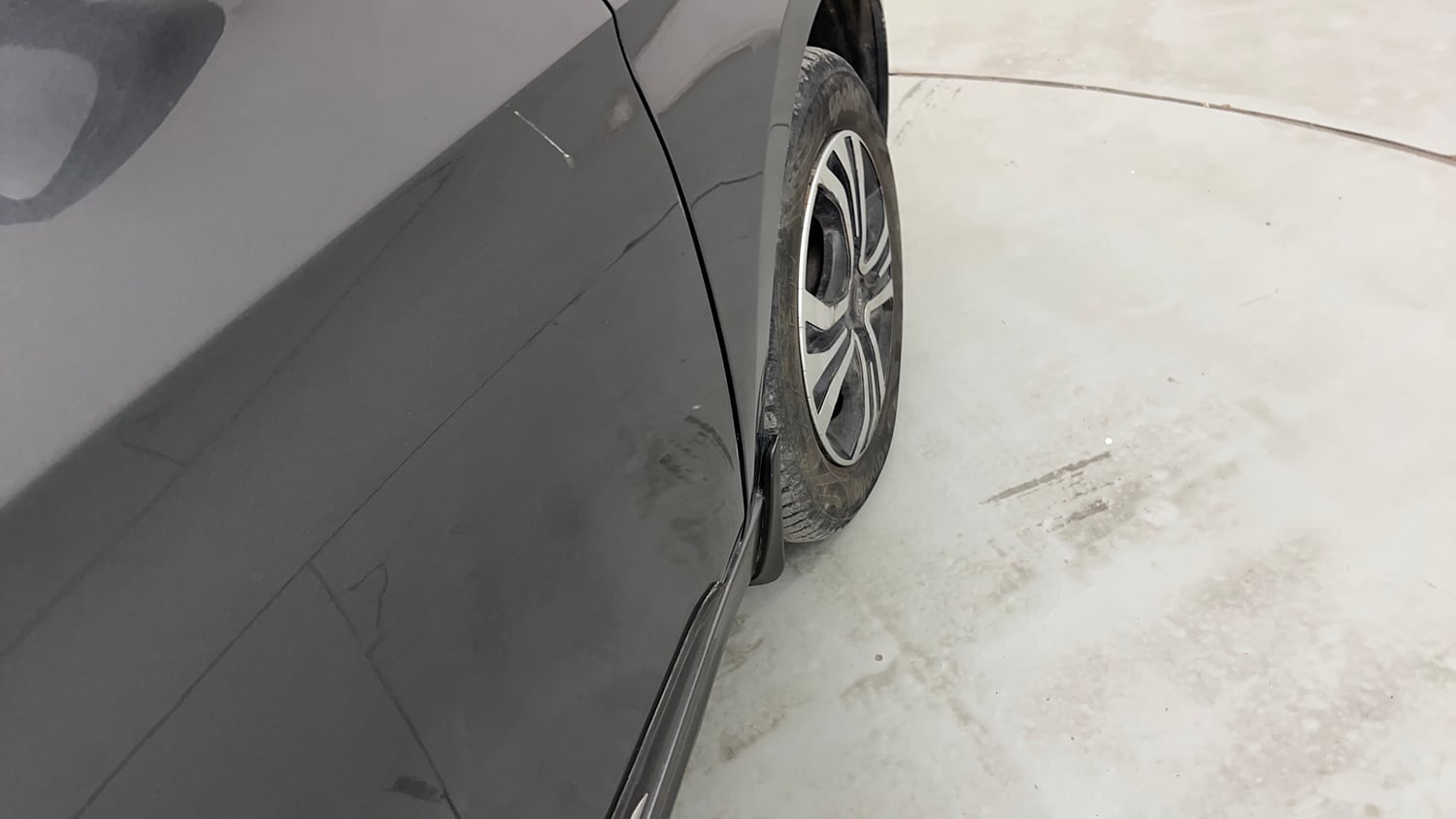 Used 2024 Tata Tigor XZA Plus iCNG Cng Automatic dents MINOR SCRATCH