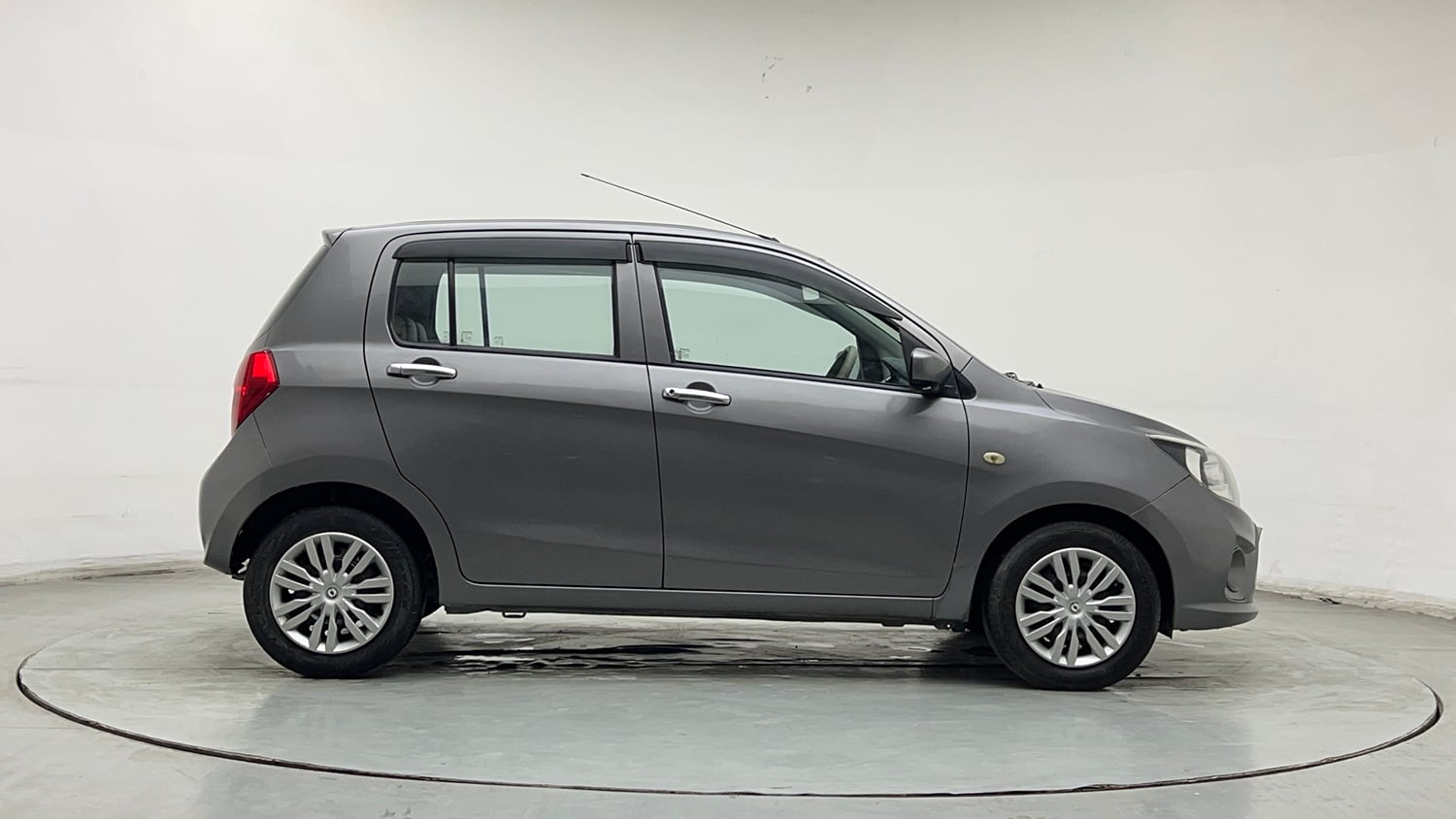 Used 2018 Maruti Suzuki Celerio VXi CNG Cng Manual exterior RIGHT SIDE VIEW