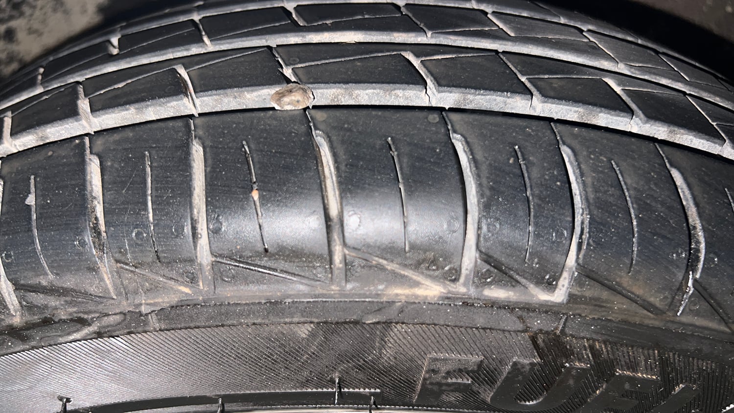 Used 2023 Maruti Suzuki Alto 800 VXi Petrol Manual tyres RIGHT FRONT TYRE TREAD VIEW