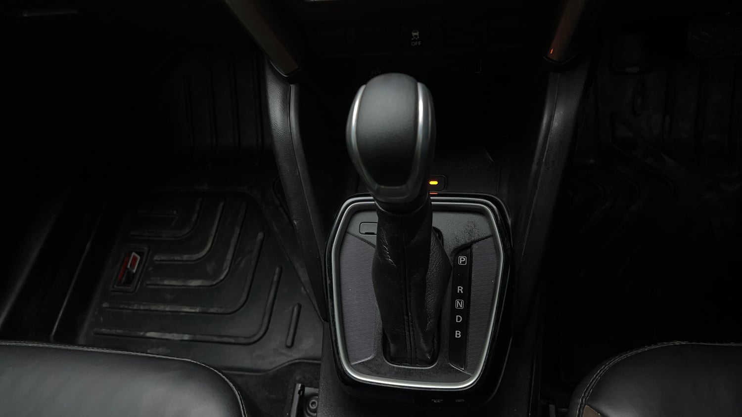 Used 2023 Maruti Suzuki Grand Vitara Zeta Plus Intelligent Hybrid eCVT Hybrid Automatic interior GEAR  KNOB VIEW