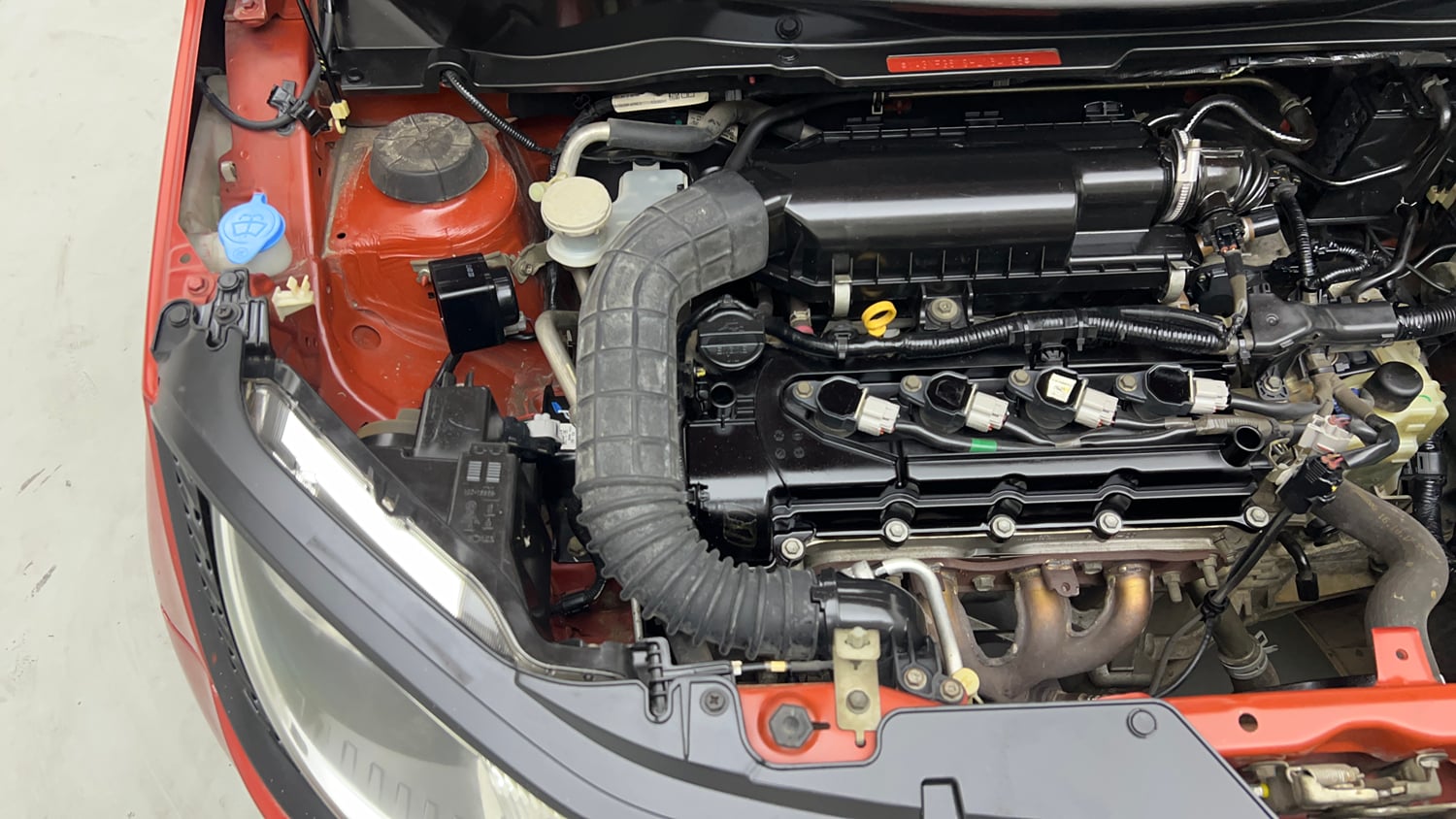 Used 2018 Maruti Suzuki Ignis Delta 1.2 AMT Petrol Automatic engine ENGINE RIGHT SIDE VIEW