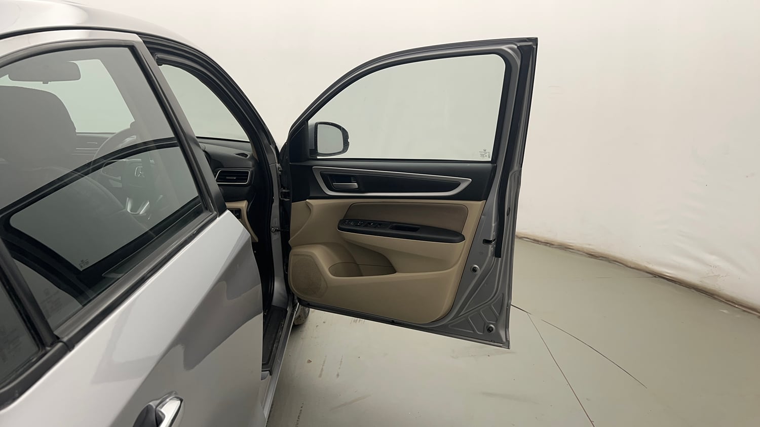 Used 2022 Honda Amaze VX MT 1.2 Petrol Petrol Manual interior RIGHT FRONT DOOR OPEN VIEW