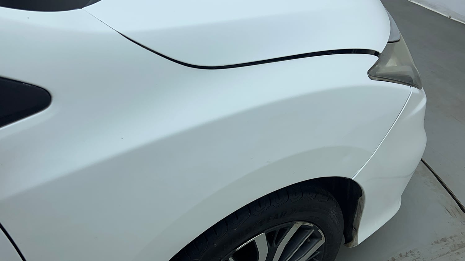Used 2017 Honda City ZX CVT Petrol Petrol Automatic dents MINOR DENT