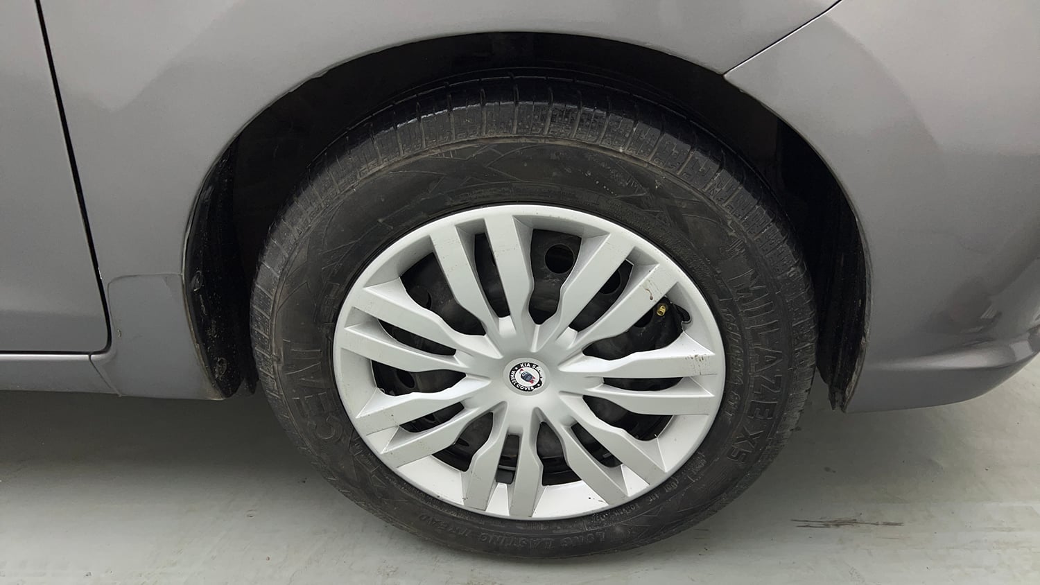 Used 2018 Maruti Suzuki Celerio VXi CNG Cng Manual tyres RIGHT FRONT TYRE RIM VIEW