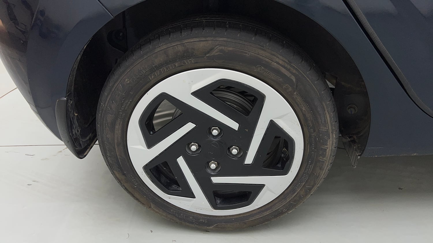 Used 2023 Hyundai Grand i10 Nios Sportz AMT 1.2 Kappa VTVT Petrol Automatic tyres RIGHT REAR TYRE RIM VIEW